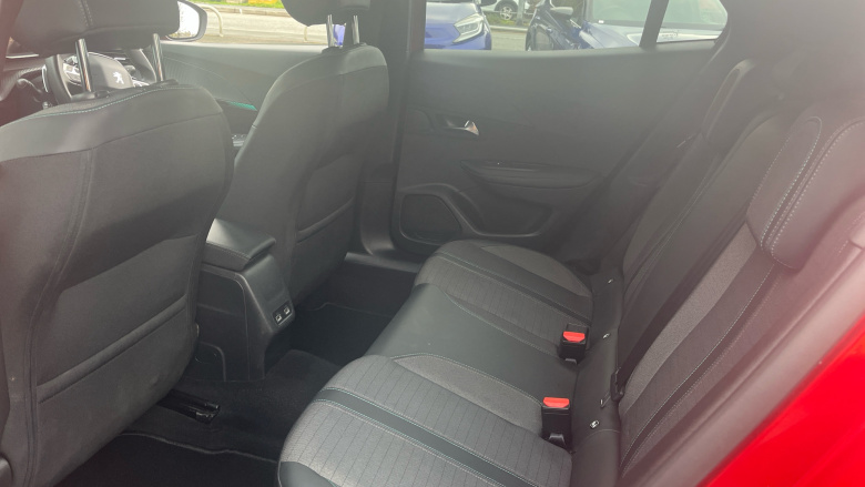 Peugeot 2008 1.2 PureTech 130 Allure Premium 5dr EAT8 Petrol Estate